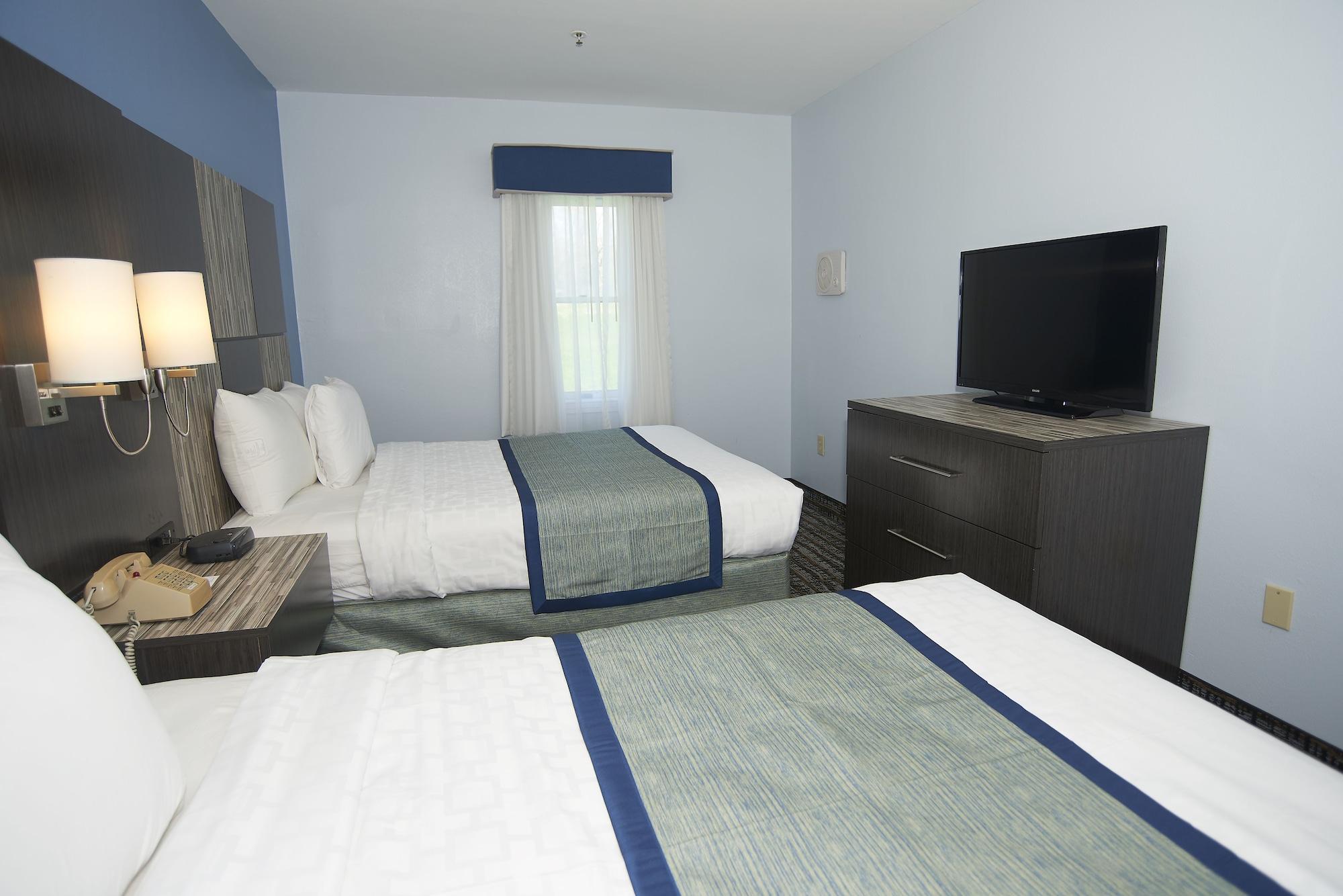 Hotel &