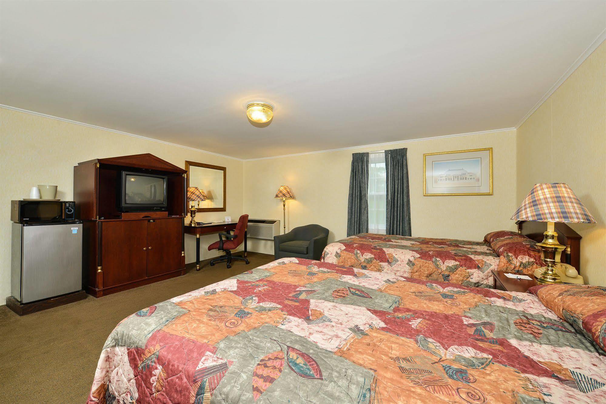 Hotel & 3*